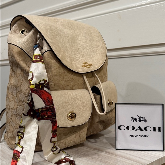 Coach Bag Billie Cream Tan Signature Backpack - www.disolcolor.com